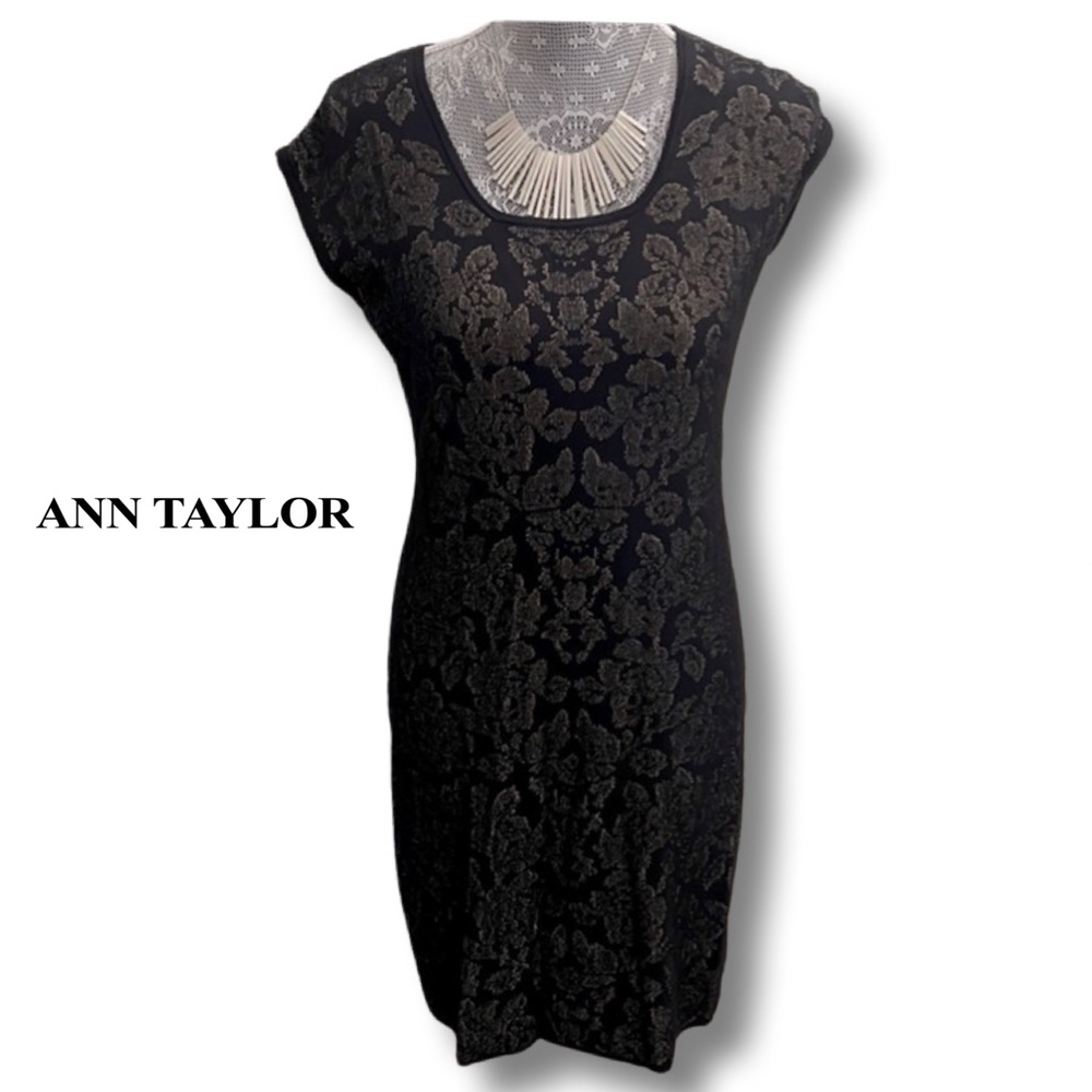 Ann Taylor Fitted Stretchy Black/Tan Floral Mini Dress Size Medium